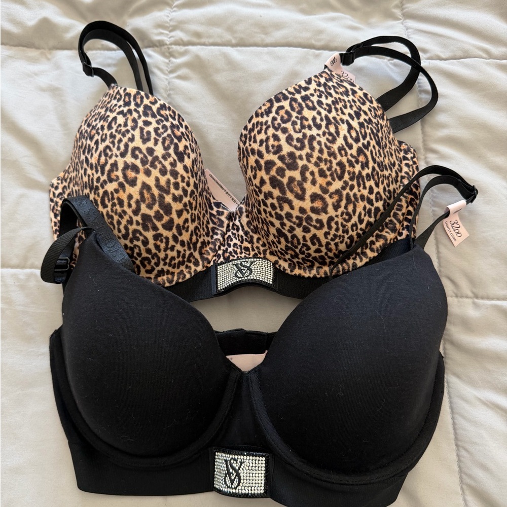 Victoria's Secret Leopard Print and Black Bra Set